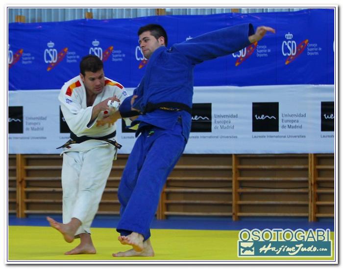 CEU2011 900097
